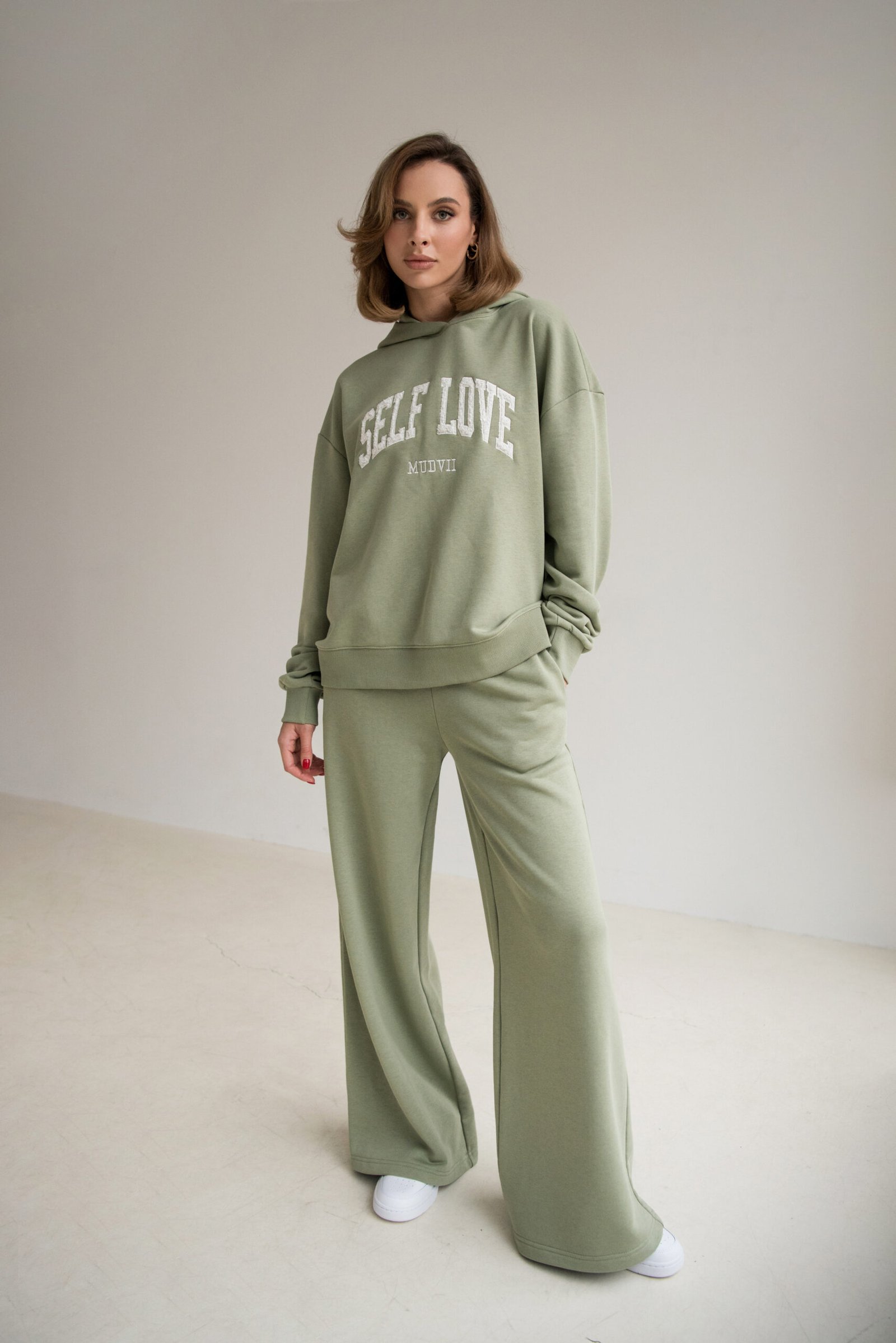 Wide Leg Sweatpants | Pistachio