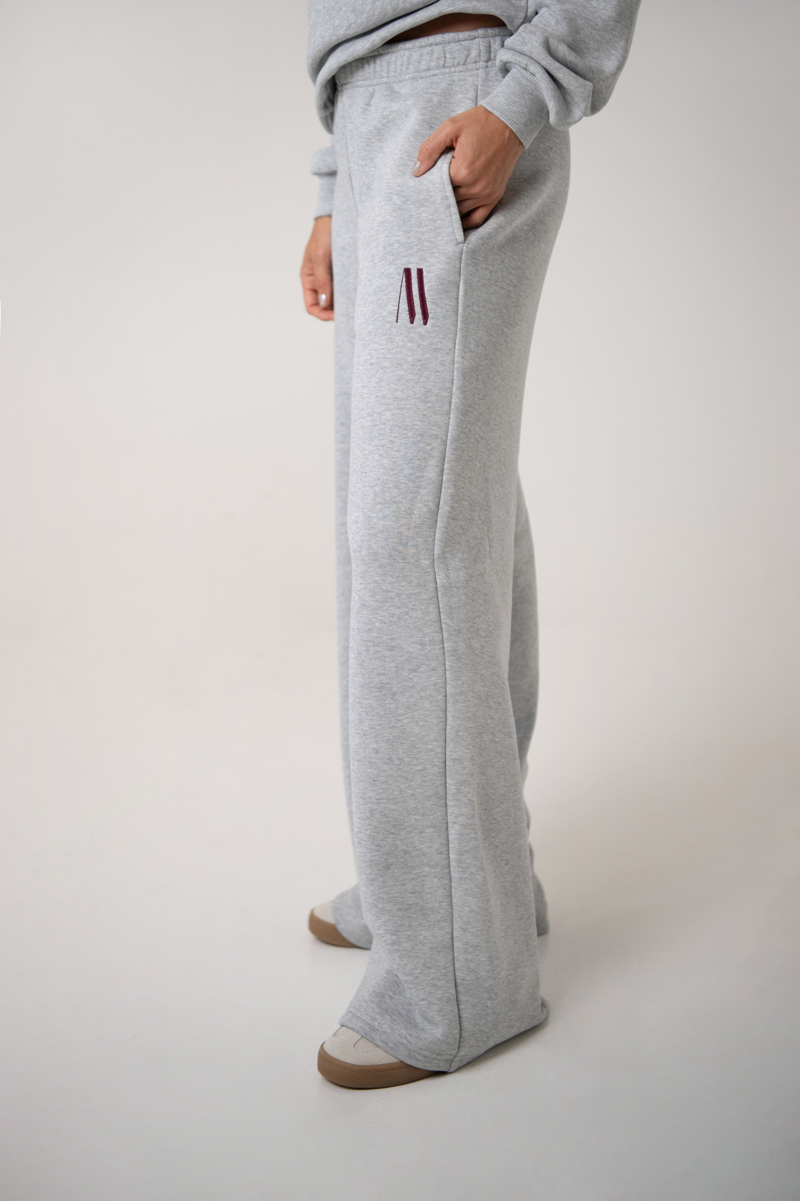 Straight sweatpants | Grey