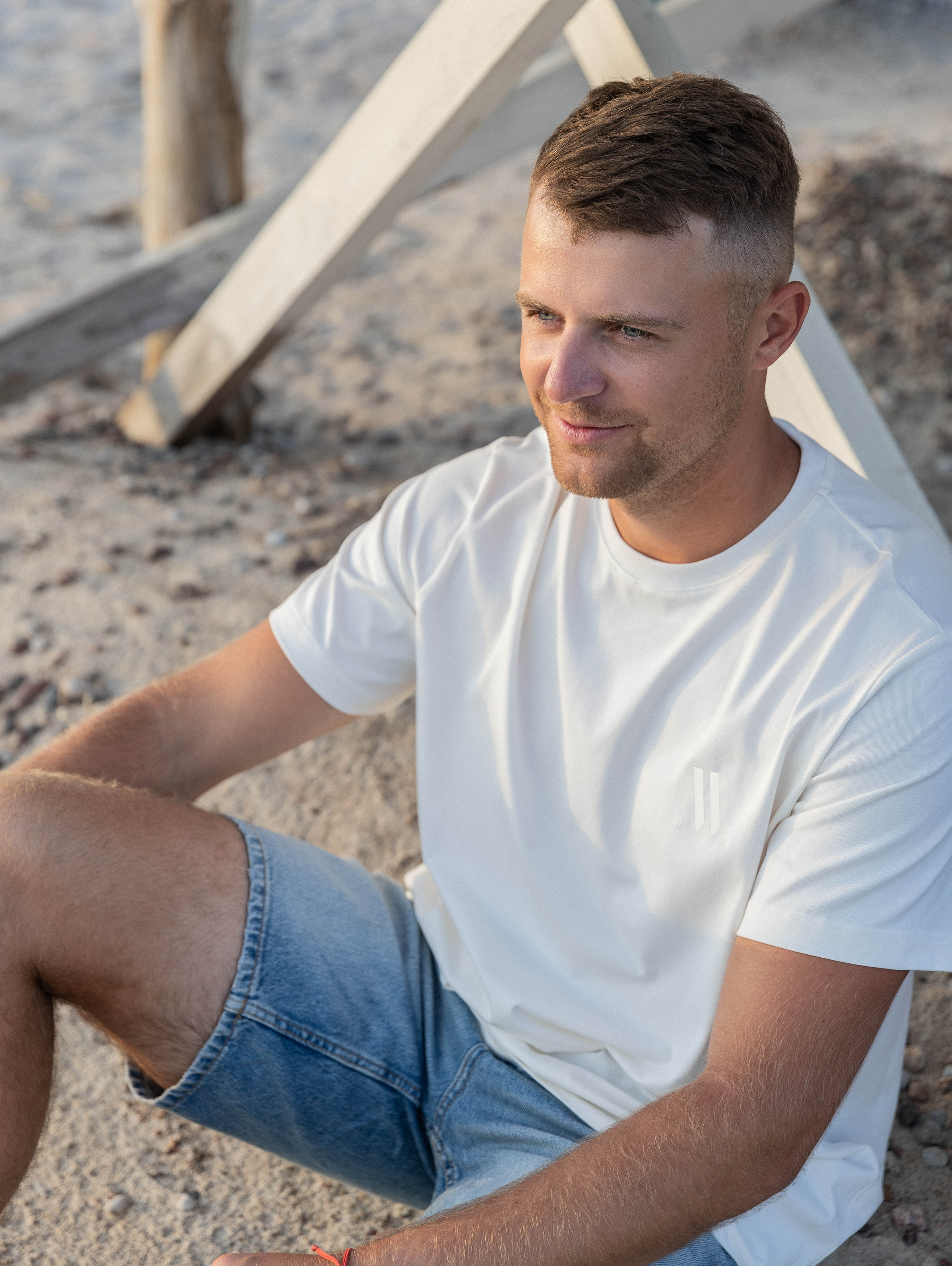 UNISEX T-Shirt | White