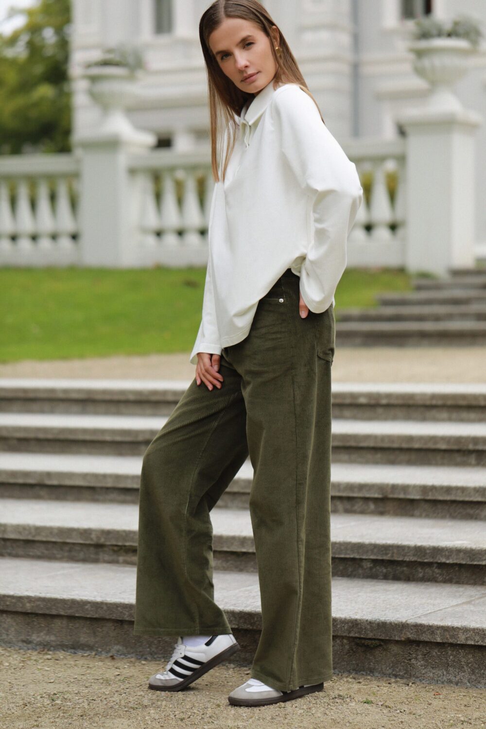 Velvet trousers HUMBLE